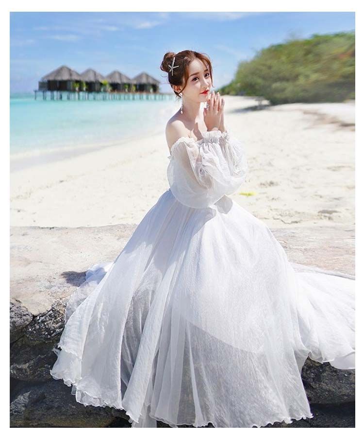 セール＊完売品(白)Favoriteエンパイアライン風 ジューン・ブライドワンピ セール＊完売品(白)Favoriteエンパイアライン風 ジューン
