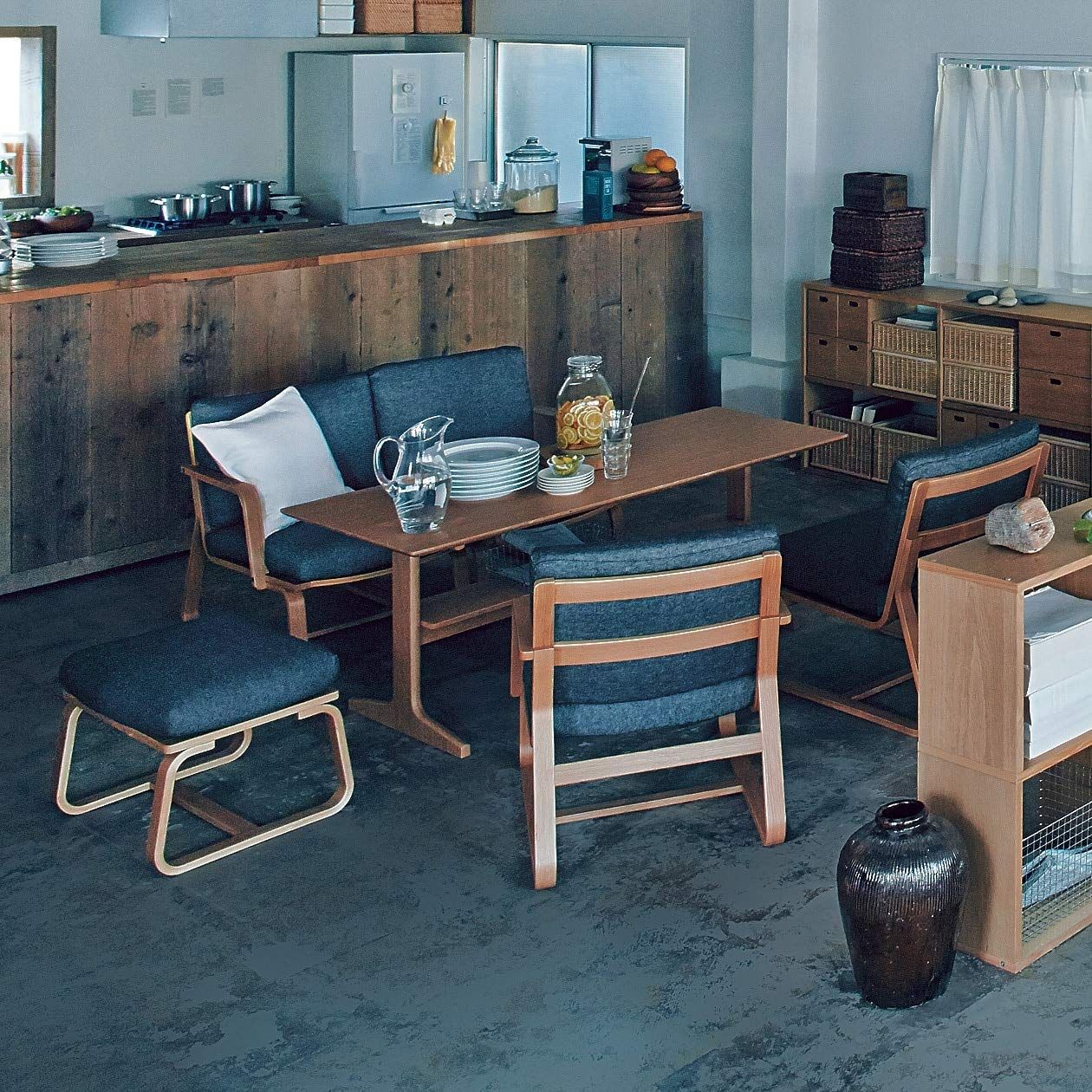 リビングでもダイニングでもつかえるソファチェア オーク材 幅55×奥行78×高さ77cm 無印 82598469 MARWIL-DEMENAGEMENTS_CH