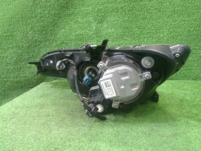 フィット DBA-GK3 GK4 GK5 GK6 右 ヘッドランプ ヘッドライト ASSY 13G L13B NH700M 33100-T5A-J41 FFCRYSTALESIA_COM