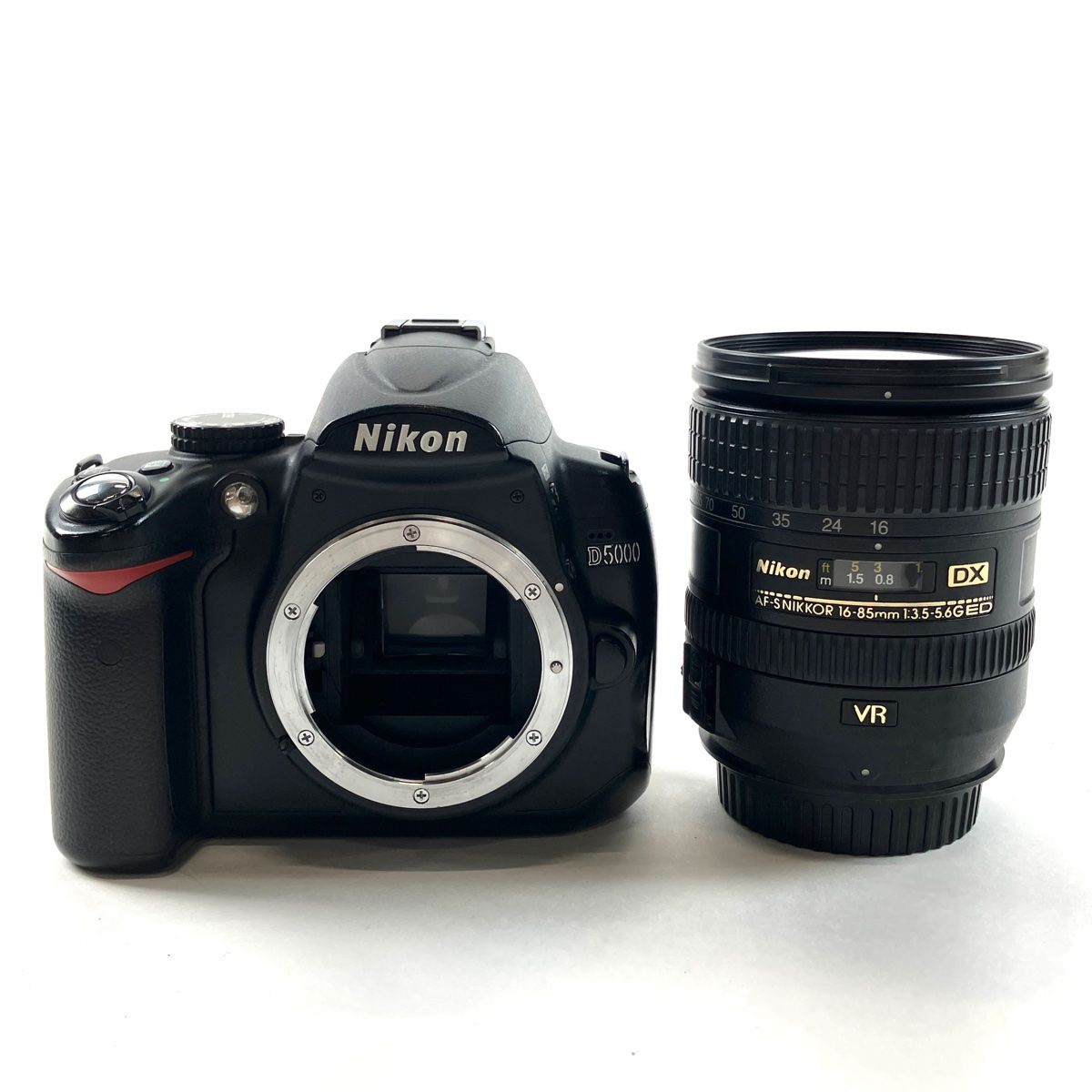 Nikon D5000 本体 ＋ レンズ AF-S NIKKOR 16-85mmNikon - デジタルカメラ