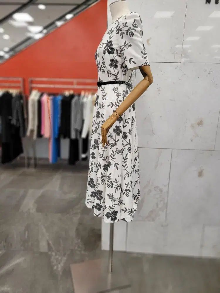 MOJO.S.PHINE モジョエスピン フラワー スパンコール ベルトセット ワンピース