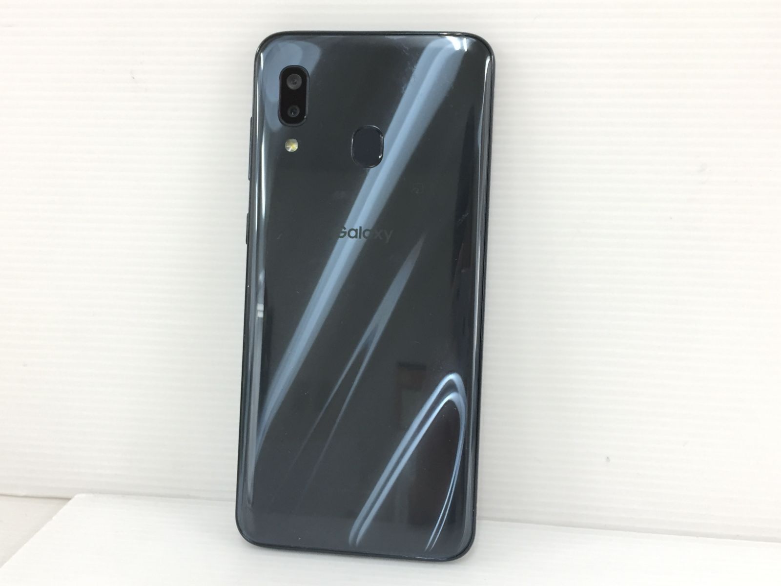 SAMSUNG - 【新品未使用】AU SCV43 Galaxy A30 ブラック ムスビー｜【中古】 SCV43 Galaxy A30 ブラック scv43bk7mtm