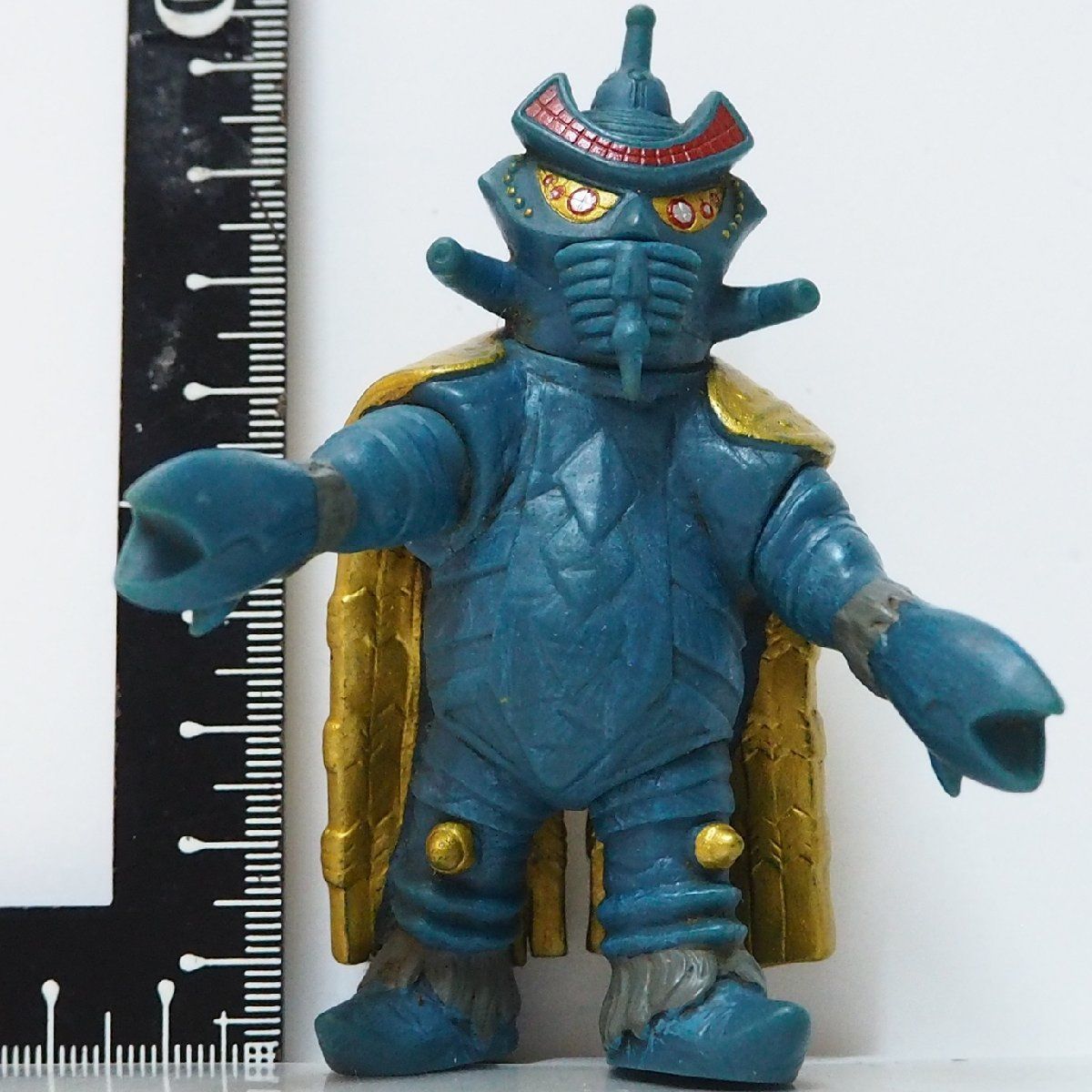 【激レア】1991年 テンペラー星人 頭部 約6cmサイズ テンペラー星人 1991年 日本製 ウルトラ怪獣シリーズ - メルカリ