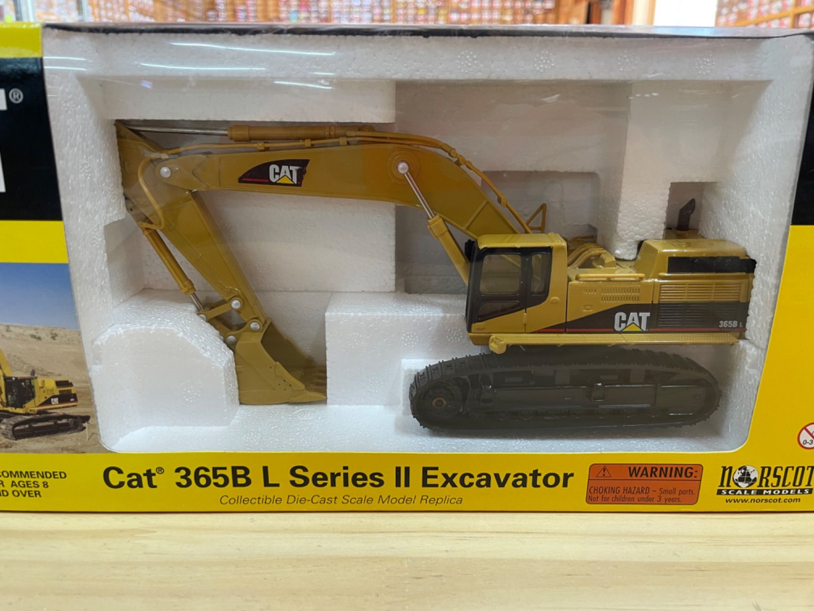 【30％OFF】 ノースコット 1:50 ダイ NORSCOT 油圧ショベル L 365B CAT ミニカー