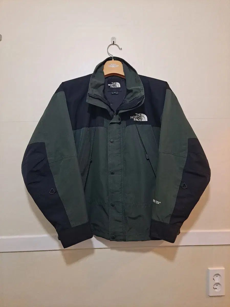 THE NORTH FACE ザ ノース フェイス GORE-TEX₍ゴアテックス ジャケット グリーン ブラック 105 サイズ
