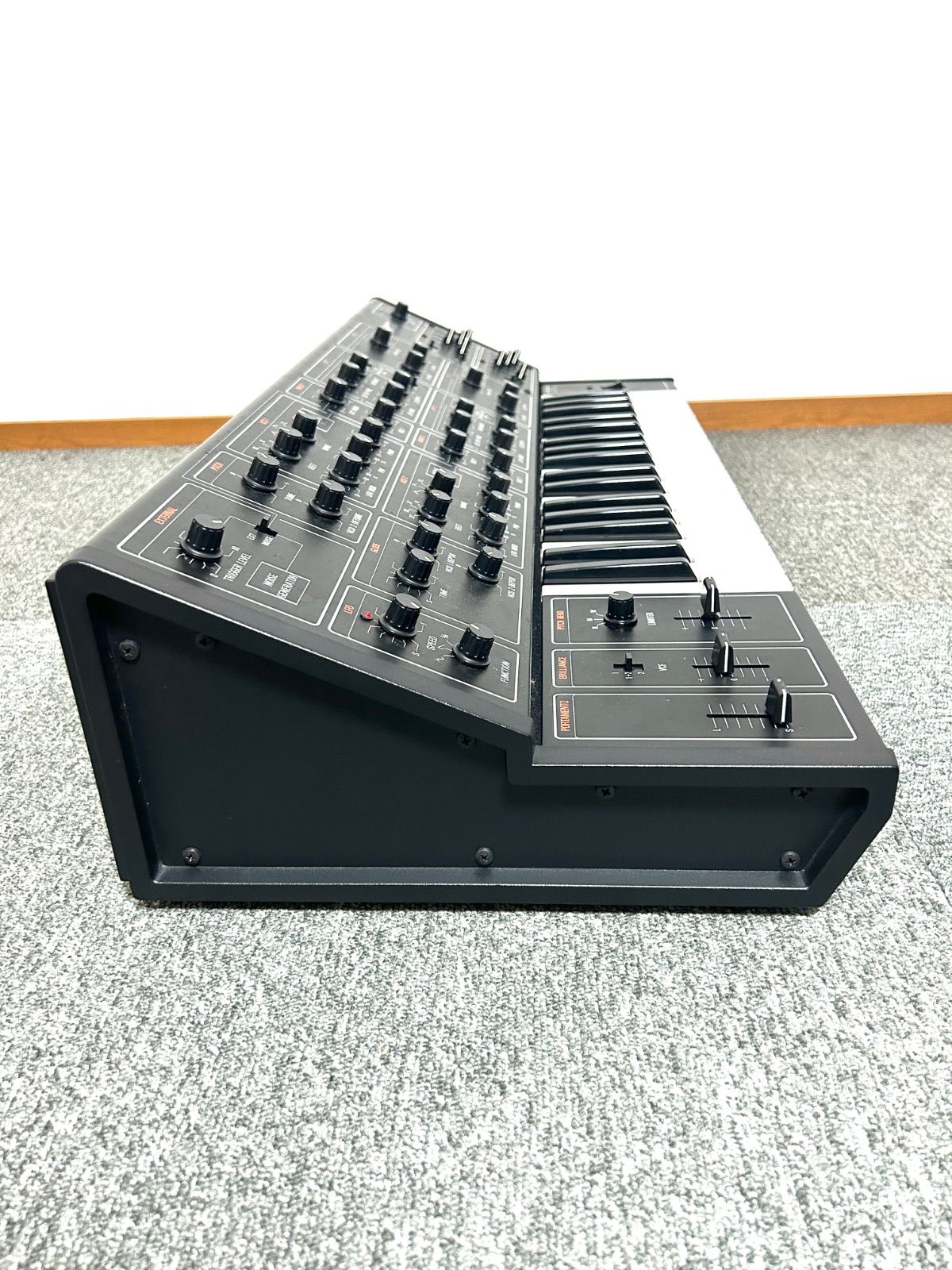 ”音出しOK” YAMAHA CS-15 アナログシンセサイザー 純正ケース付き YAMAHA CS-15 アナログシンセサイザー 純正ケース付き YAMAHA
