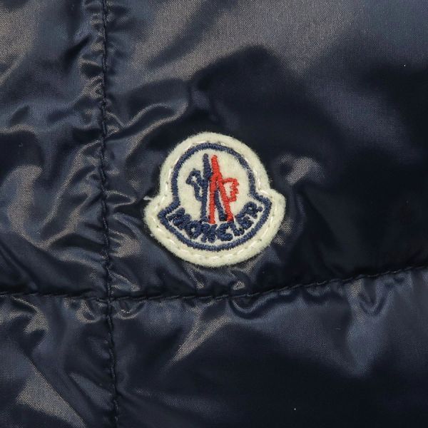 リバーシブルダウンベスト