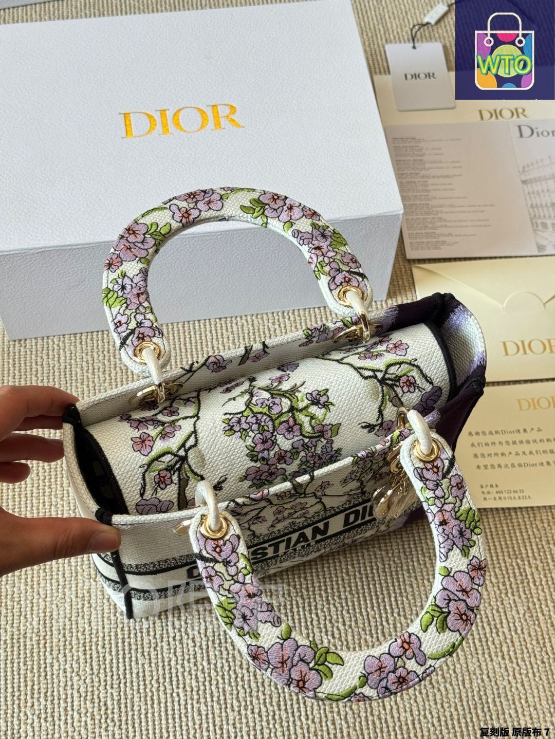 美品・ヴィンテージ【DIOR】LADY D-LITE刺繍トートバッグ 今日特価】Dior Lady D-Lite Embroidery Bag - スターコピー