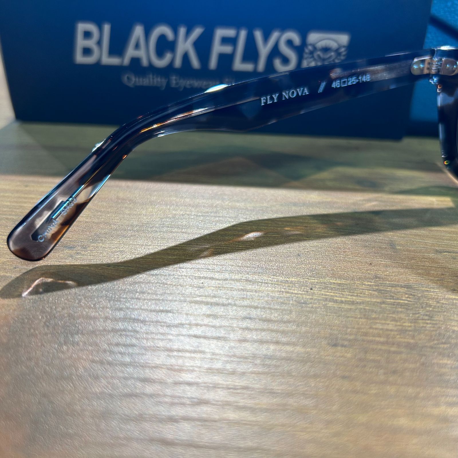 BLACK FLYS FLY NOVA グレーハバナ×ライトグリーン ブラック