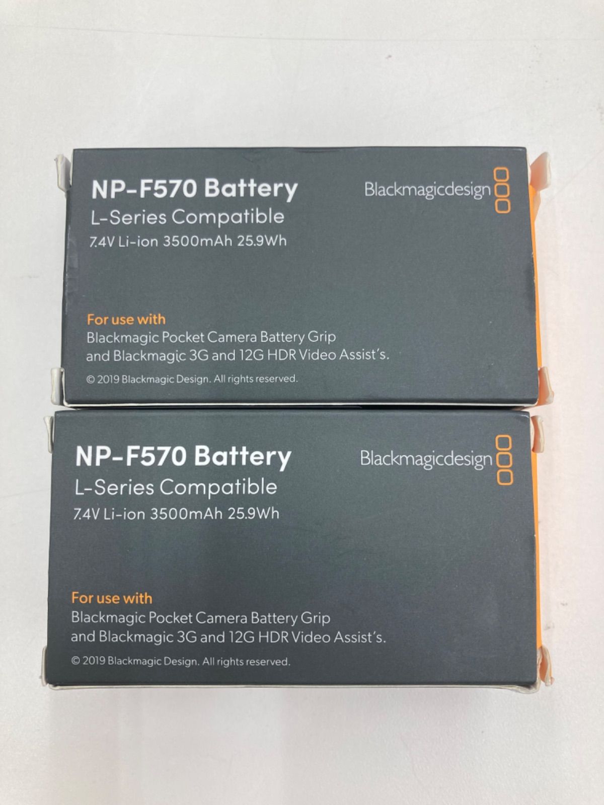 Blackmagicdesign 純正バッテリー2個 NP-F570 カメラ Blackmagicdesign 純正バッテリー2個 NP-F570 カメラ