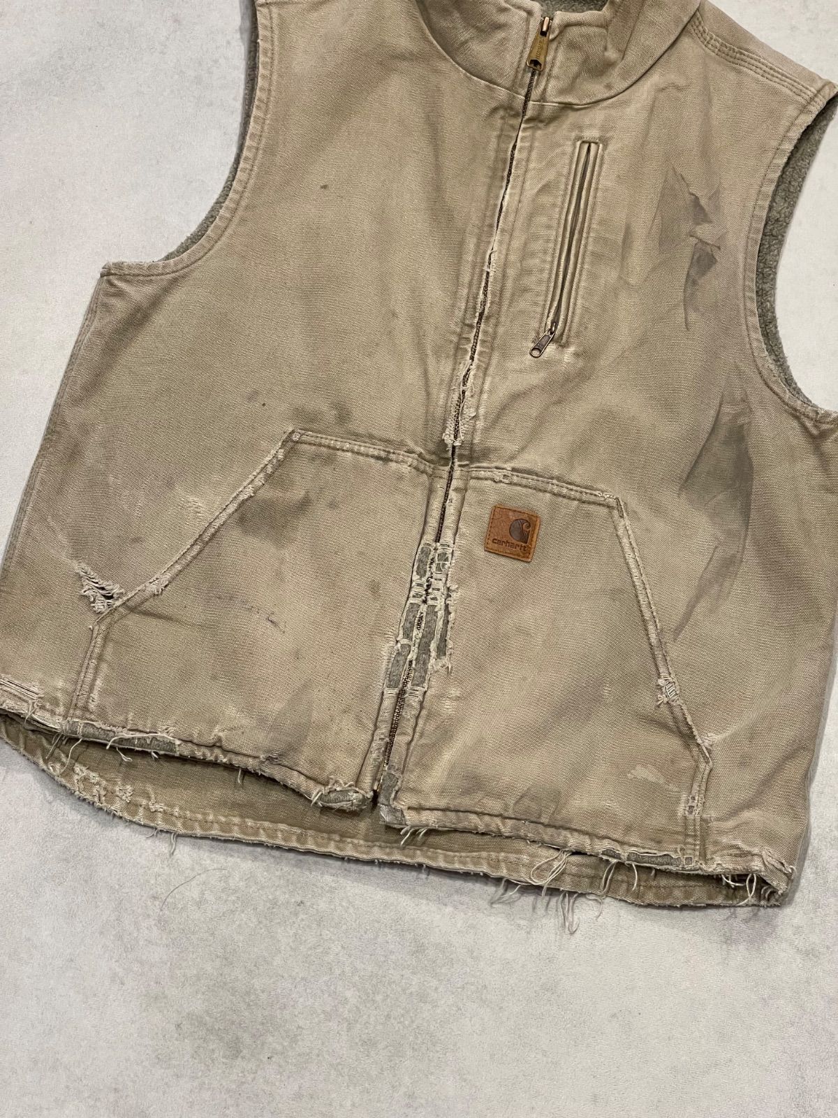 【たっきん】Carhartt カーハート 中綿入ベスト　ベージュ　ダック地 たっきん】Carhartt カーハート 中綿入ベスト ベージュ ダック地