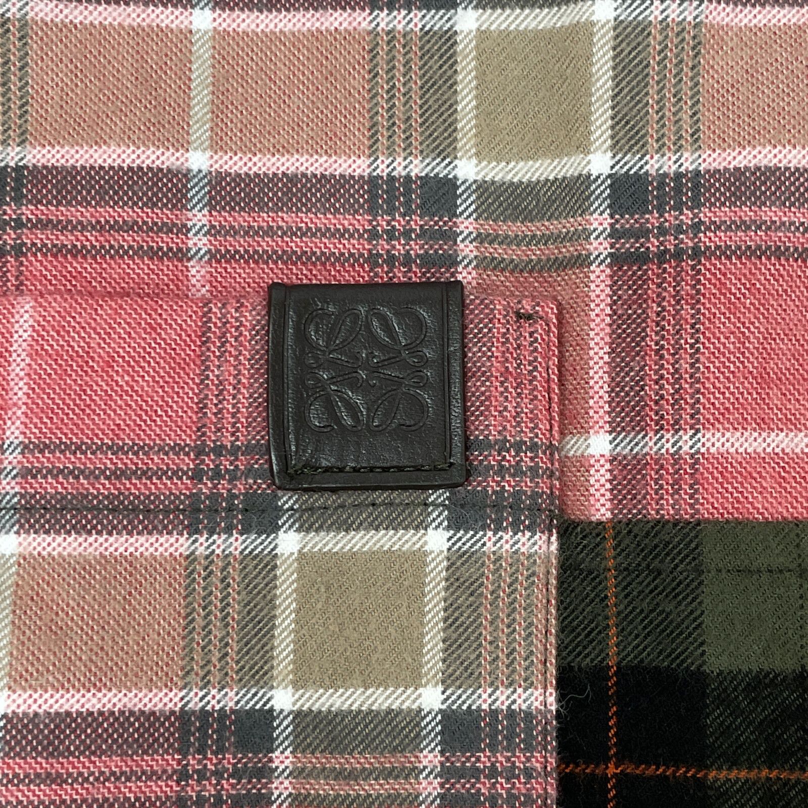 『LOEWE』 ロエベ (37) レザーパッチ シャツ LOEWE』 ロエベ (37) レザーパッチ シャツ