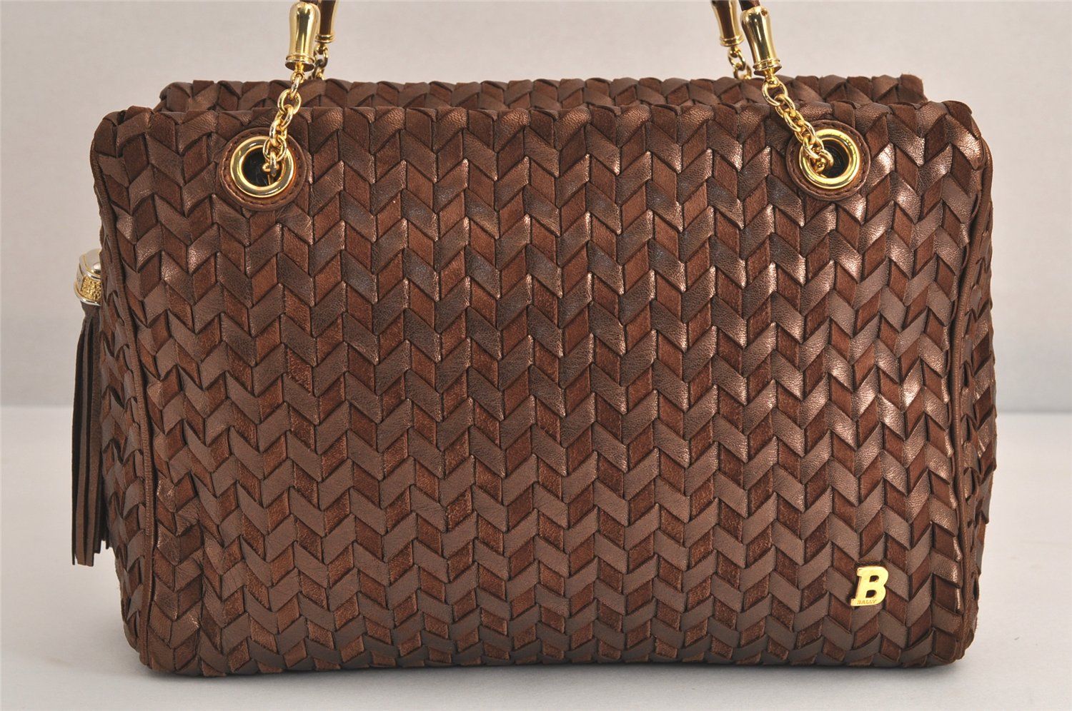 BALLY