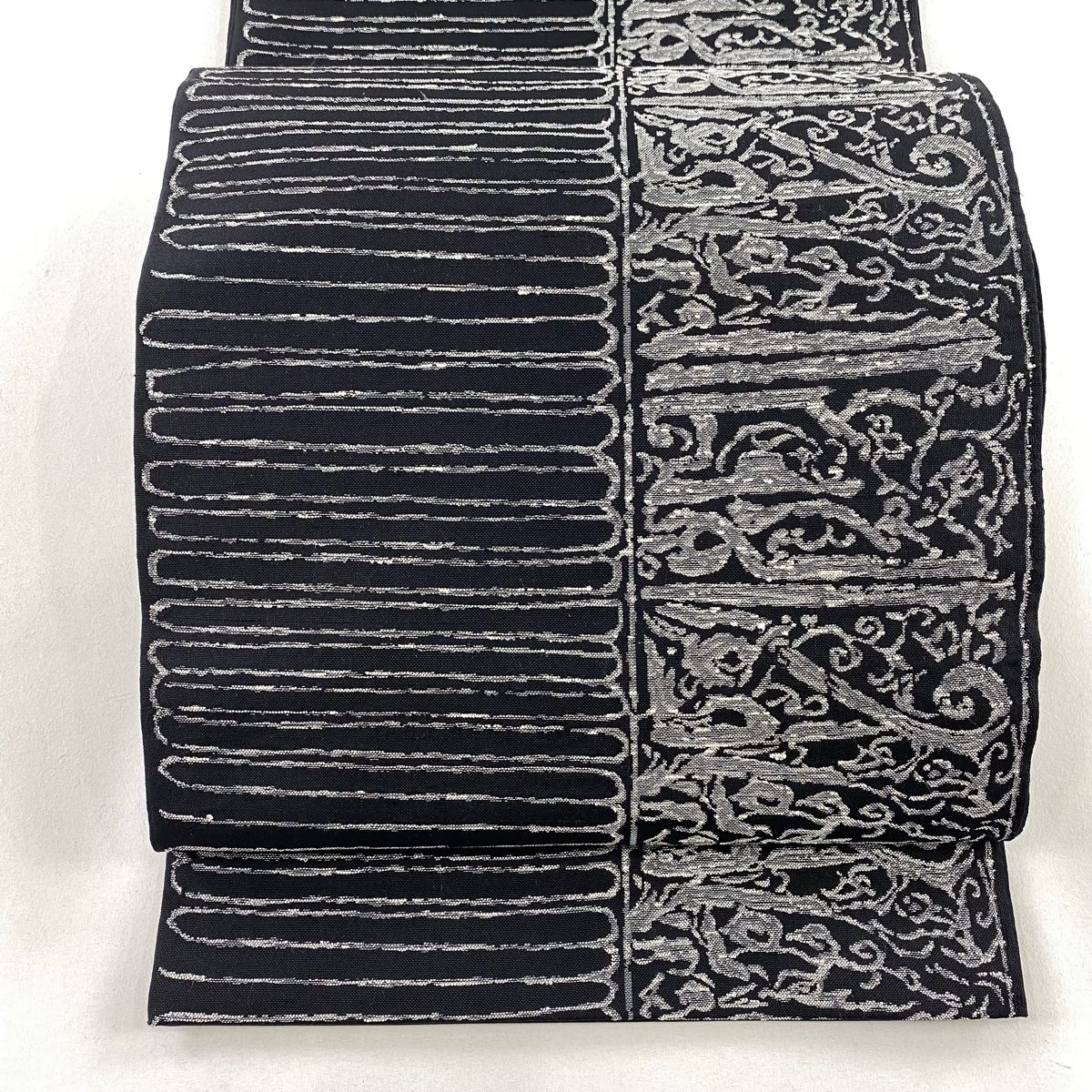 袋帯 秀品 ますいわ屋 幾何学 黒 六通 正絹