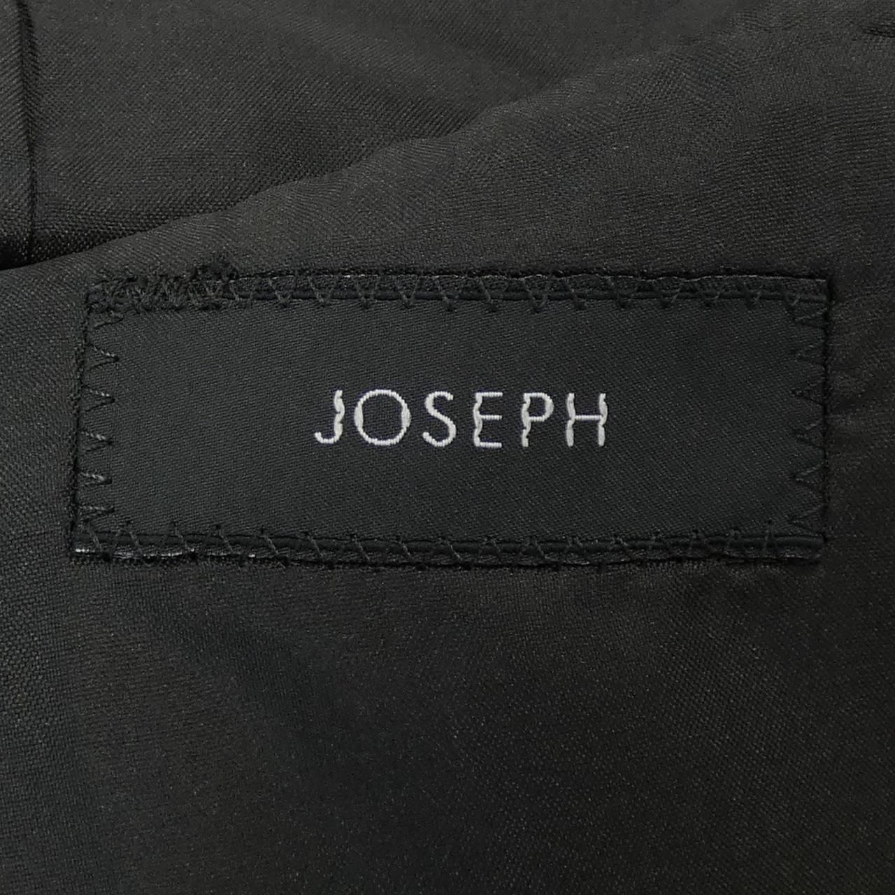 ほぼ未使用　JOSEPH　ジョゼフ　ニット転写ジャージスーツ　セットアップ ジョセフ JOSEPH スーツ ほぼ未使用 JOSEPH ジョゼフ ニット転写