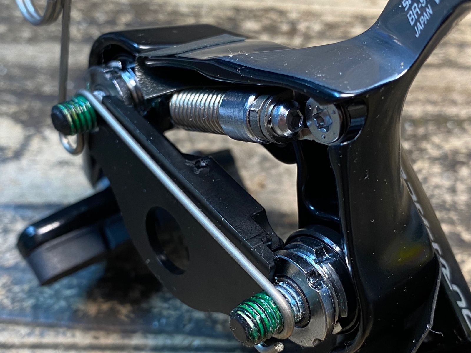 シマノ デュラエースBR-9010F ダイレクトマウントブレーキキャリパー