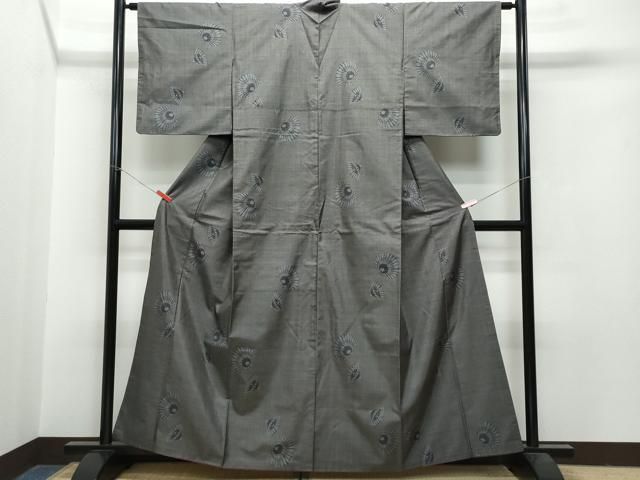 平和屋着物●本場大島紬　9マルキ　番傘　正絹　逸品　CAAR8337vf 平和屋着物○本場大島紬 9マルキ 番傘 正絹 逸品 CAAR8337vf