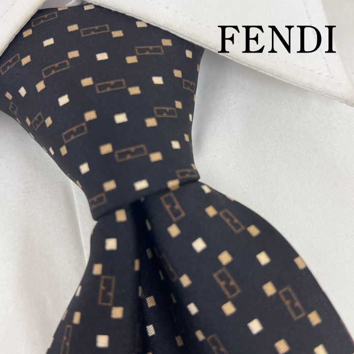 FENDI フェンディバーガンディ シルク ネクタイ ズッカ柄 フェンディ FENDI ネクタイ ズッカ柄 シルク イタリア製 赤