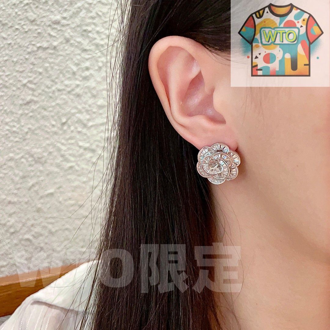 今日WTO】Chanel ヴィンテージ アルファベット ピアス！送料無料