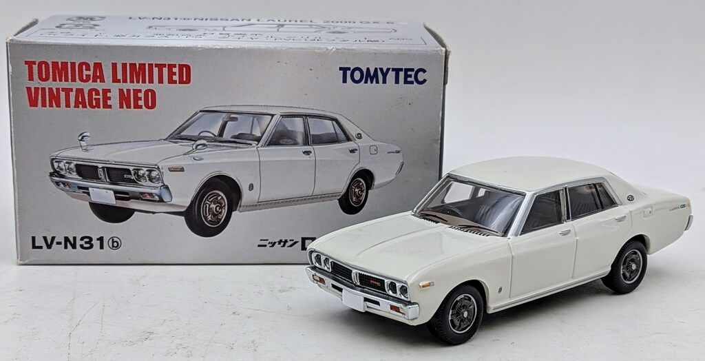 TOMICA LIMITED VINTAGE NEO ニッサン　ローレル　2台 トミーテック TOMICA LIMITED VINTAGE NEO ニッサン ローレル