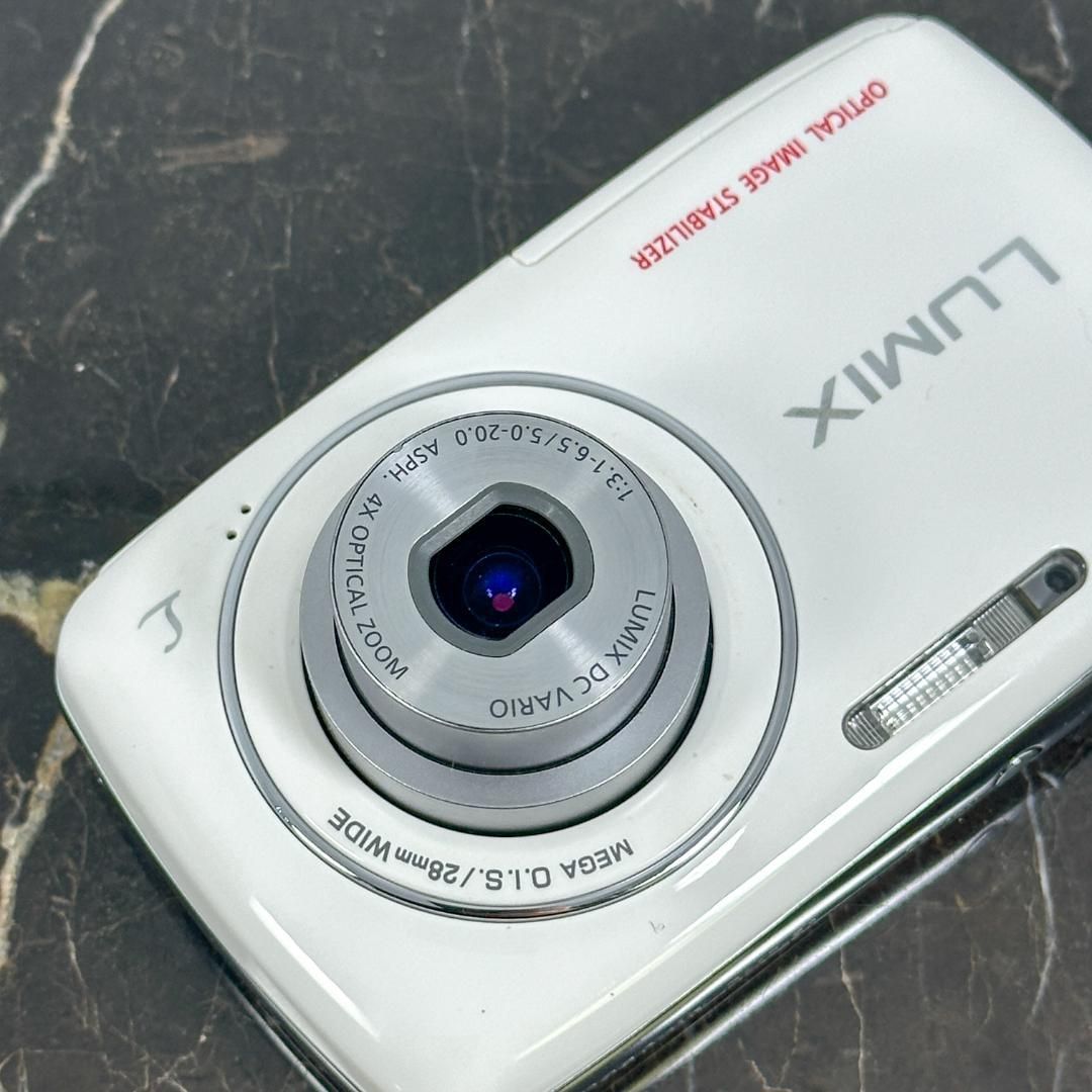 Panasonic LUMIX DMC-S1 ホワイト - メルカリ