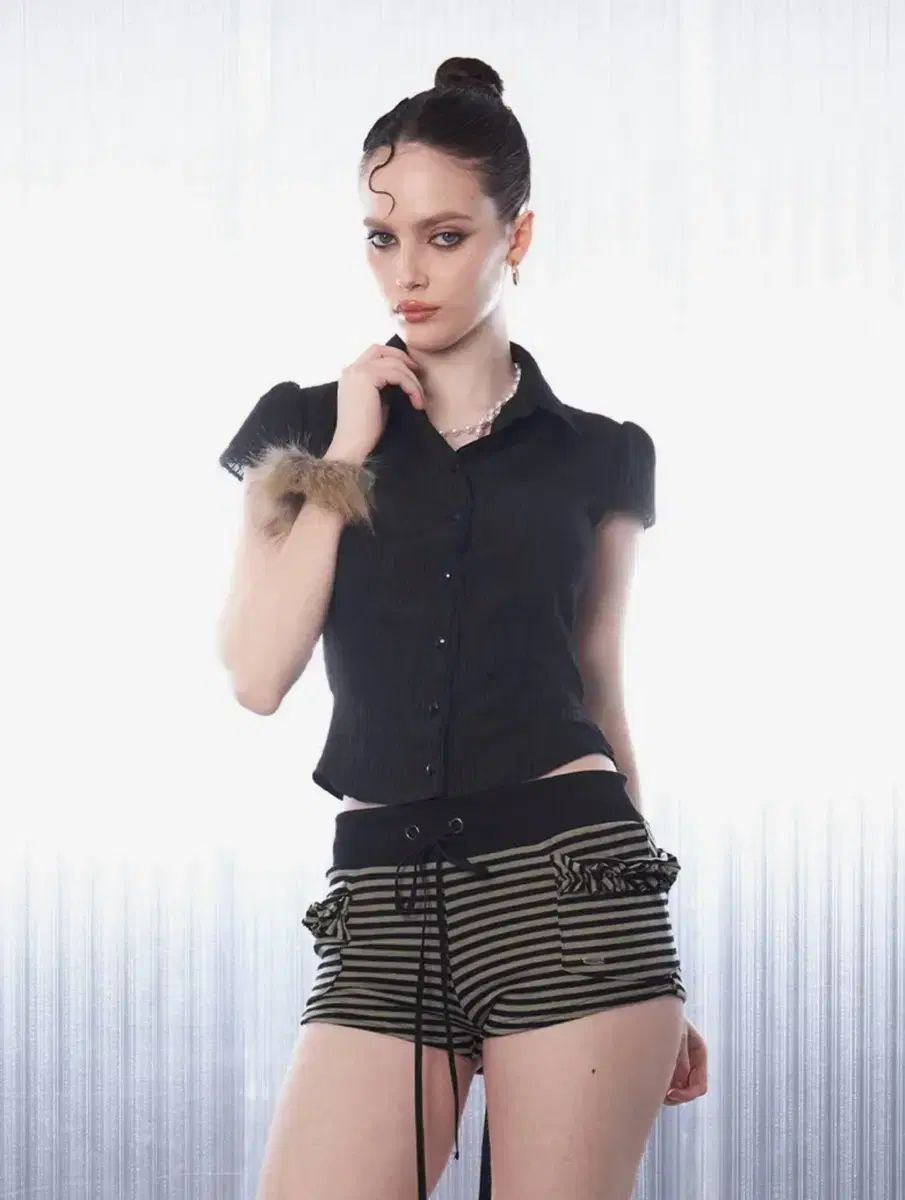 ヒール レーシー ボー シャツ ブラック s