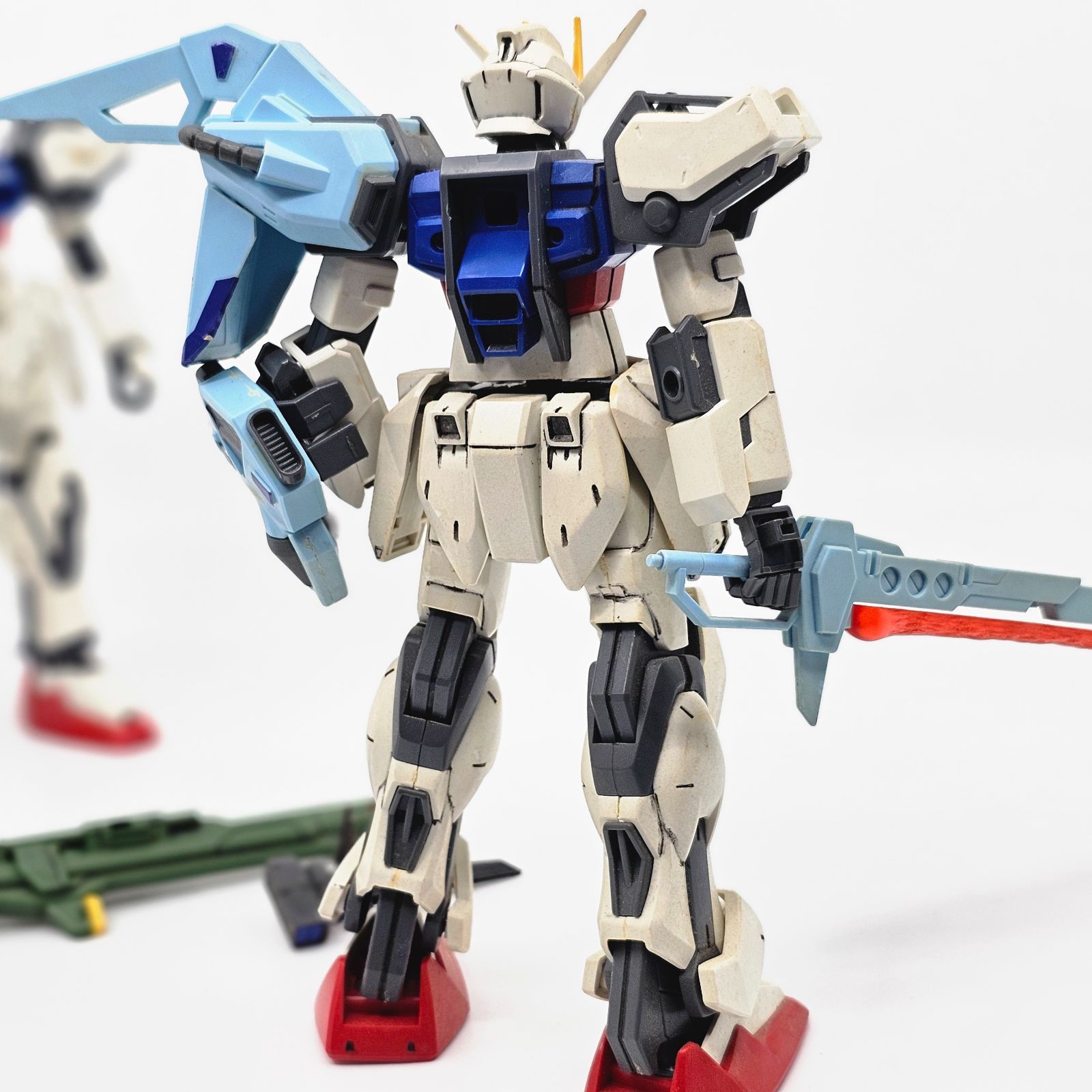 1/100ランチャー/ソードストライクガンダムジャンク 1/100 ソードストライクガンダム+ランチャーストライクガンダム（汚れ