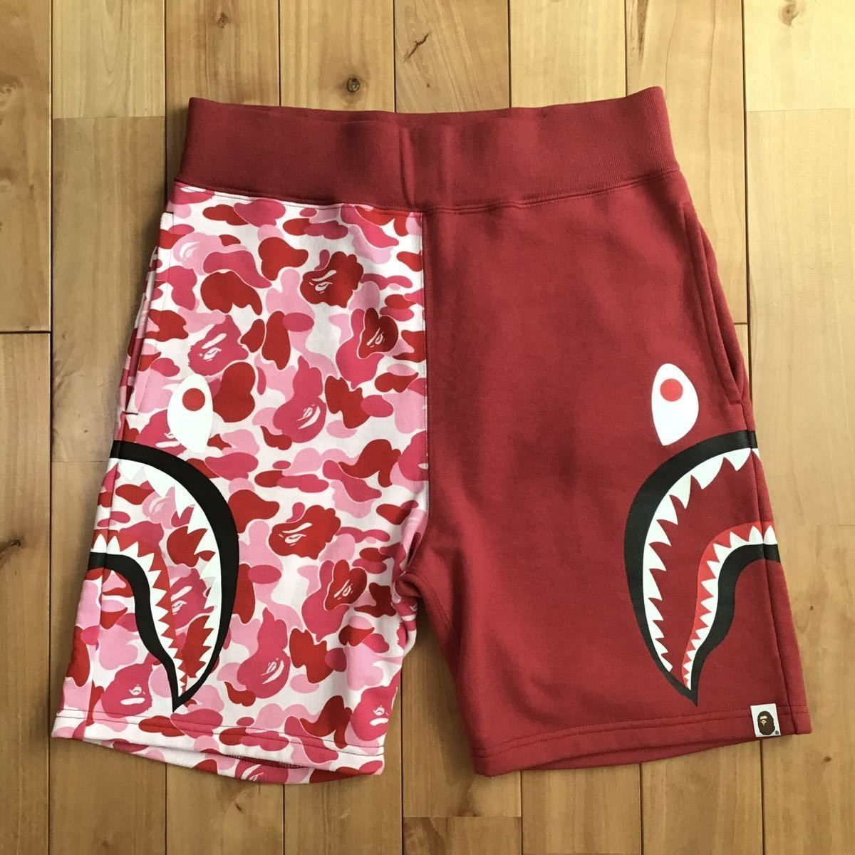 美品 A BATHING APE SHARK ハーフパンツ Mサイズ A BATHING APE - a bathing ape シャークスウェットハーフパンツ