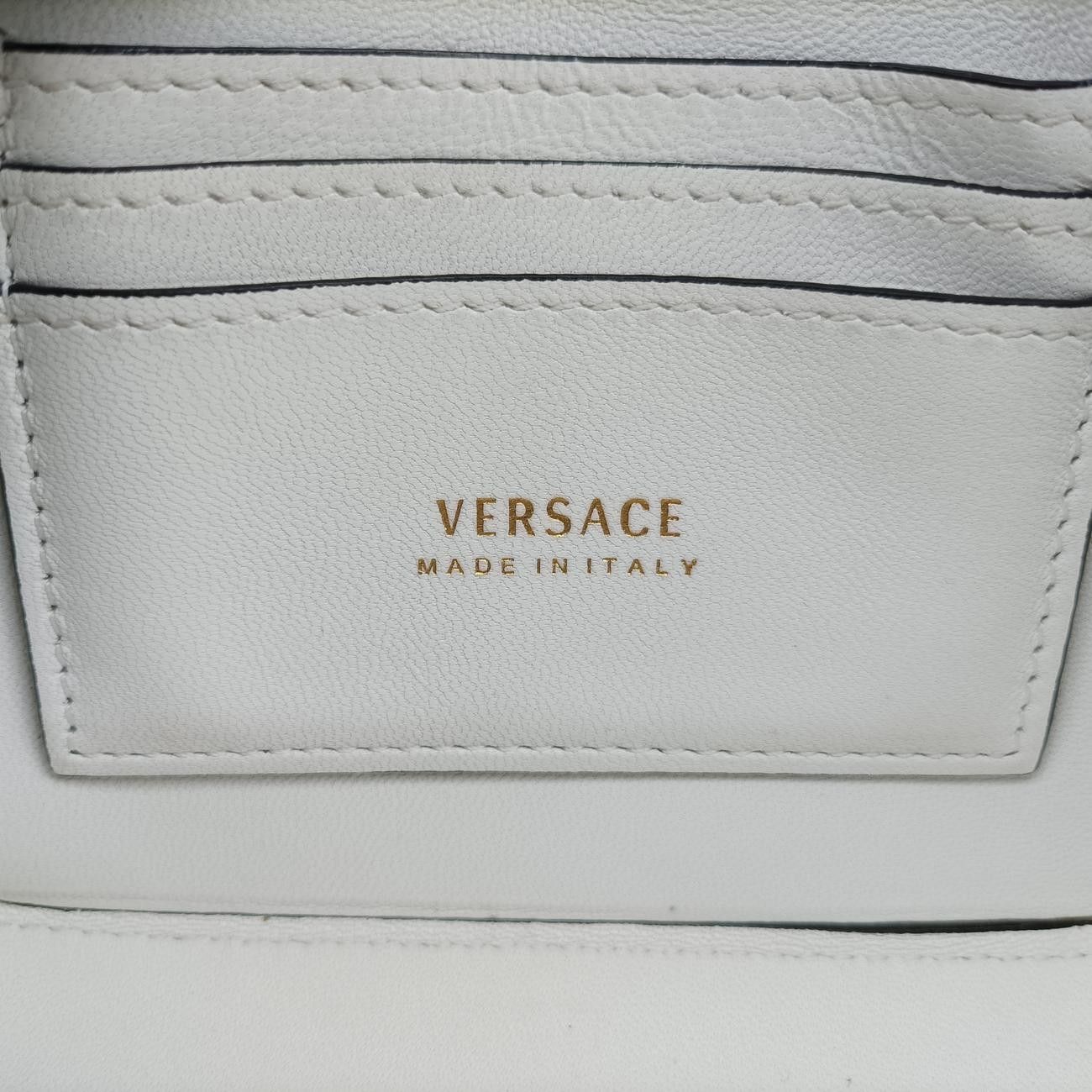 ヴェルサーチ VERSACEヴィルトゥス