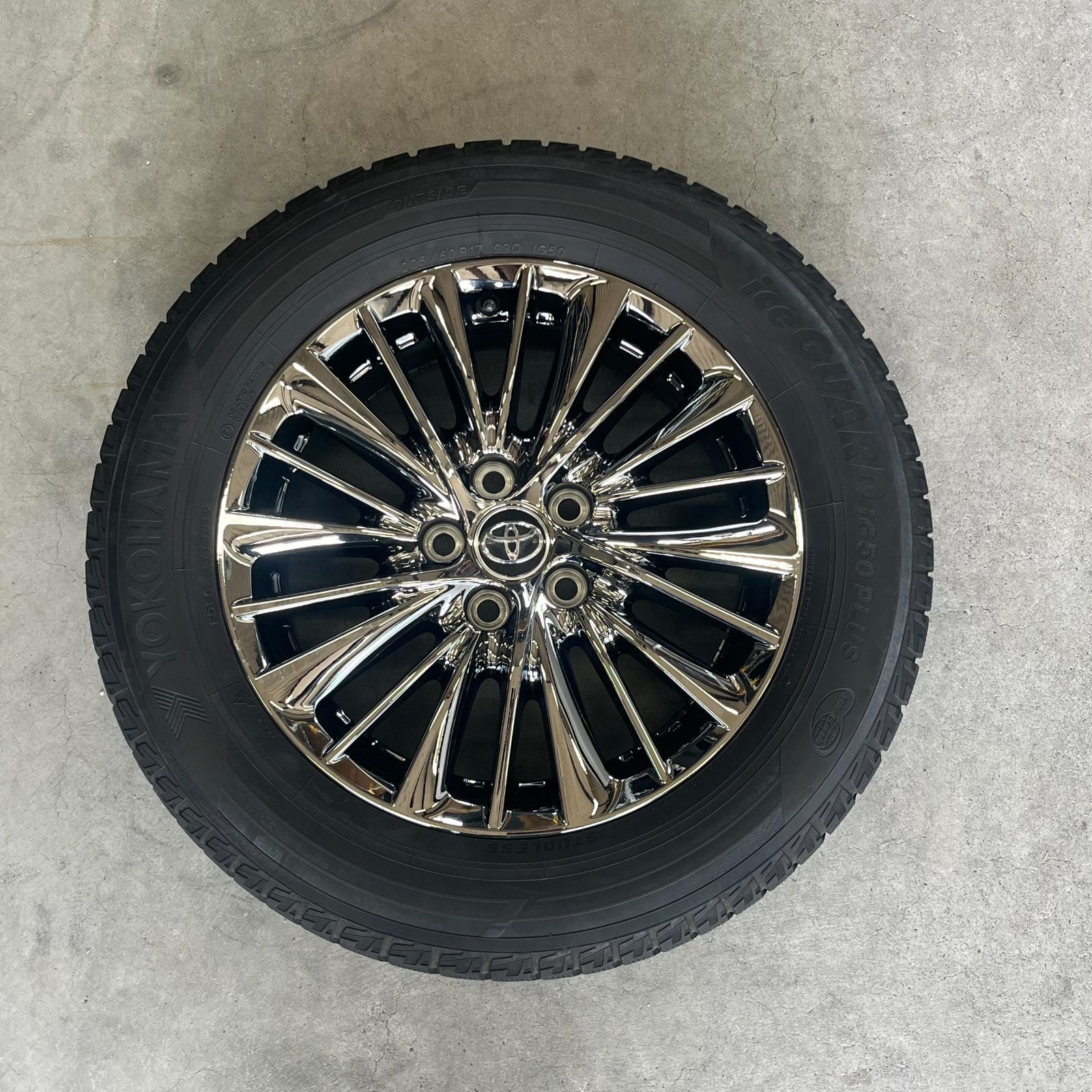 17インチ スタッドレスタイヤ