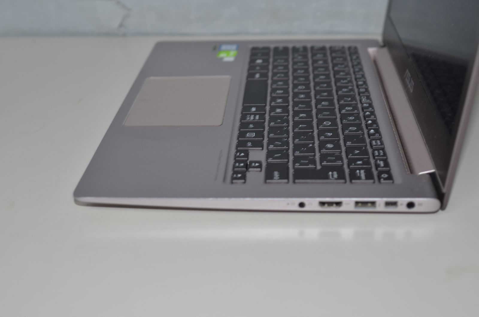 中古良品ノートパソコン ASUS ZenBook UX303UB/13.3型/Core i5-6200U
