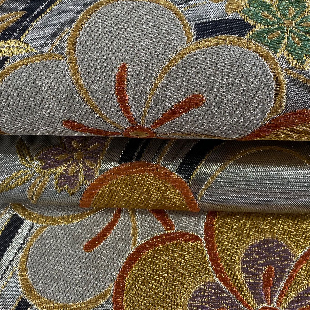 豪華振袖 袋帯☆正絹☆六通☆紫とシルバーの乱菊☆金糸☆銀糸☆ラメ/袋帯単品 楽天市場】【マラソン限定10%OFFクーポン配布中!】西陣 帯 正絹