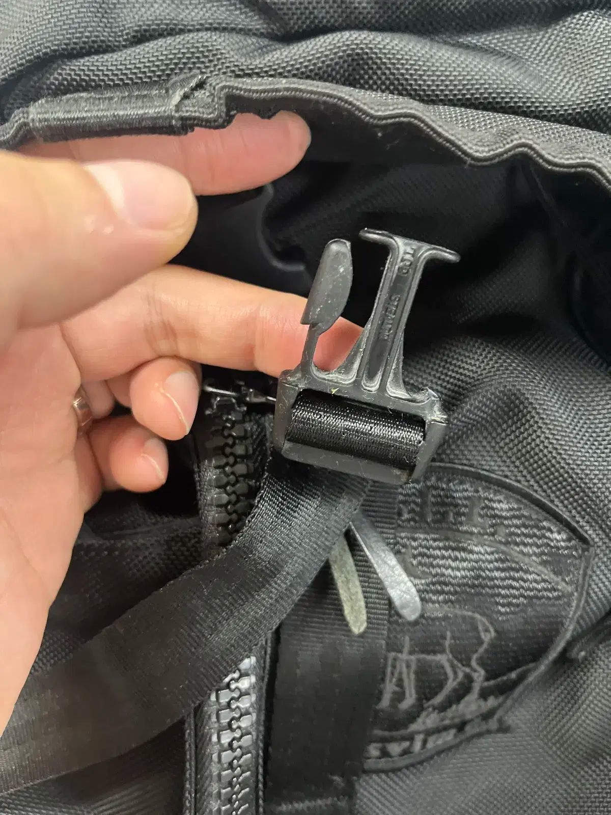 アカデミック級 25L