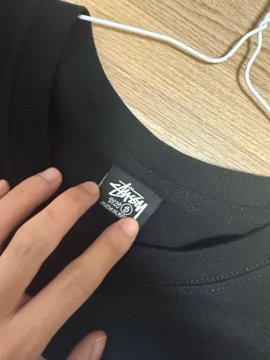 STUSSY WORLD TOUR ブラック 半袖 Tシャツ サイズS