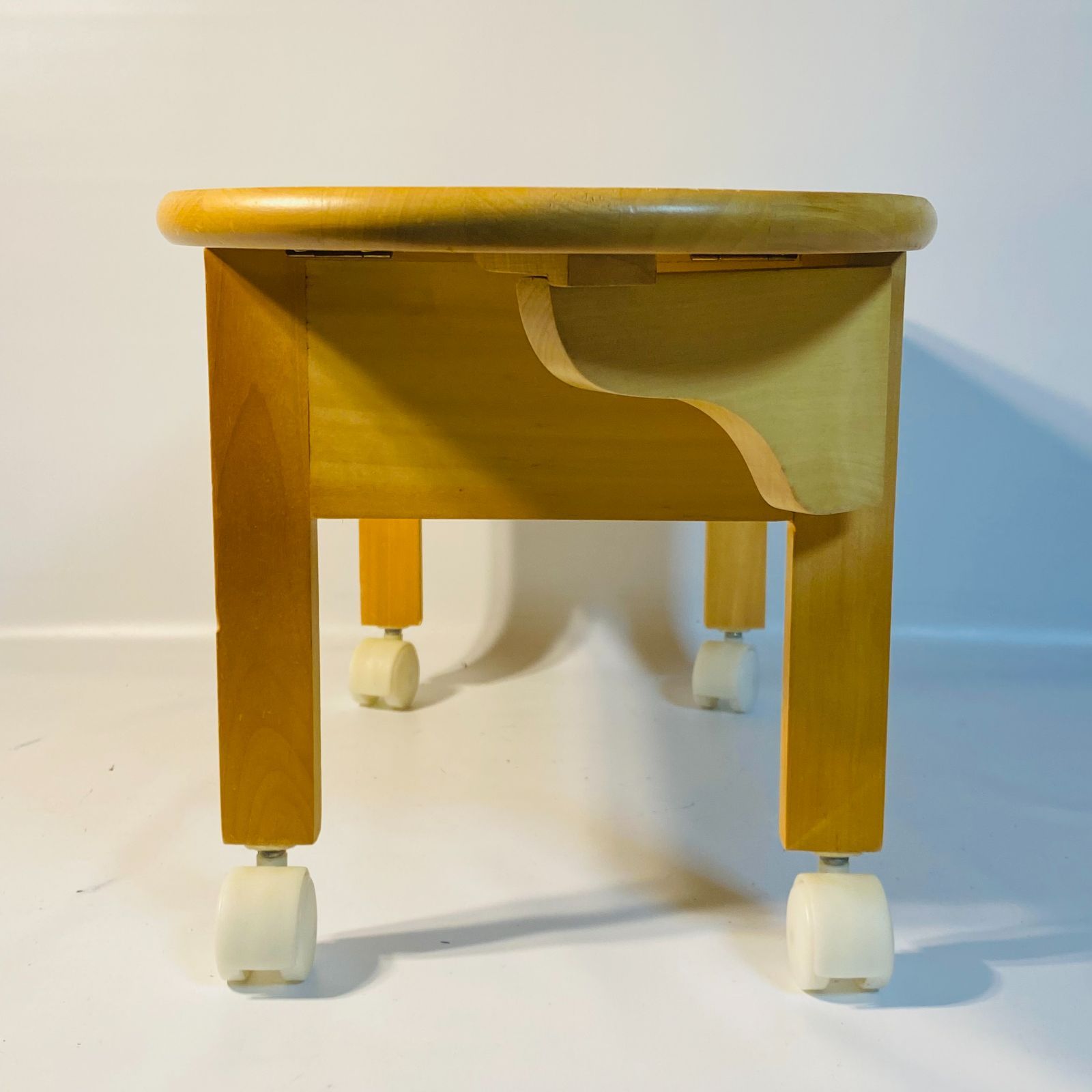 可動式バタフライ天板 引出し付きネストテーブル ポケット収納 キャスター MARWIL-DEMENAGEMENTS_CH