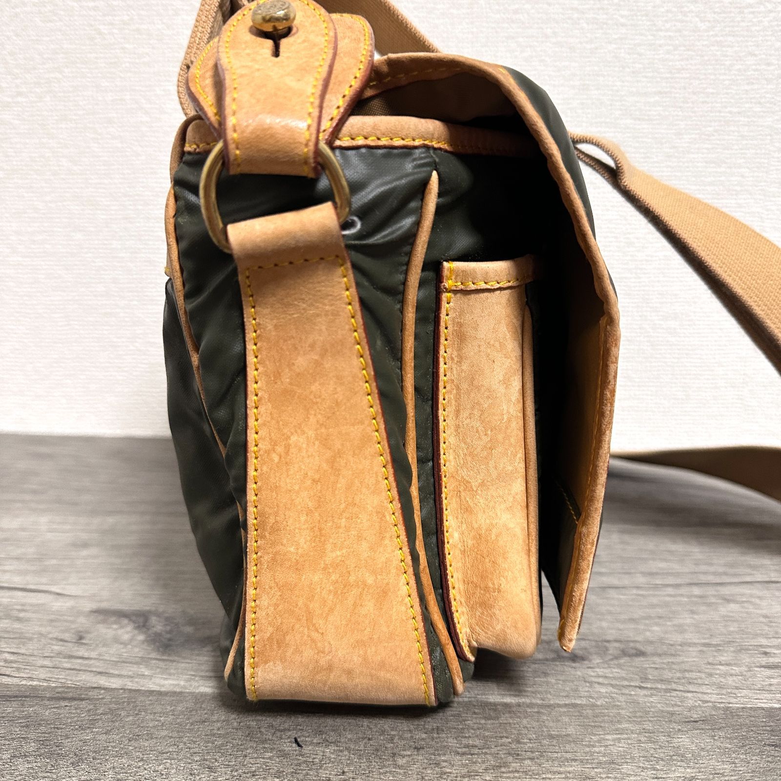 HUNTING WORLD ハンティングワールド ヴィンテージ バチュークロス