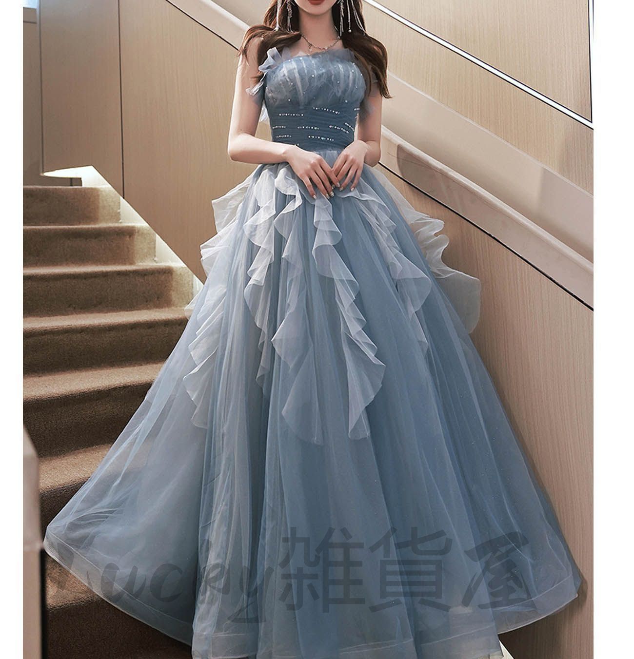 ベル風ドレス ウエディング 舞台 お色直し カラードレス ウェディングドレス2着のお色直し裏側 9月限定価格 ベル風