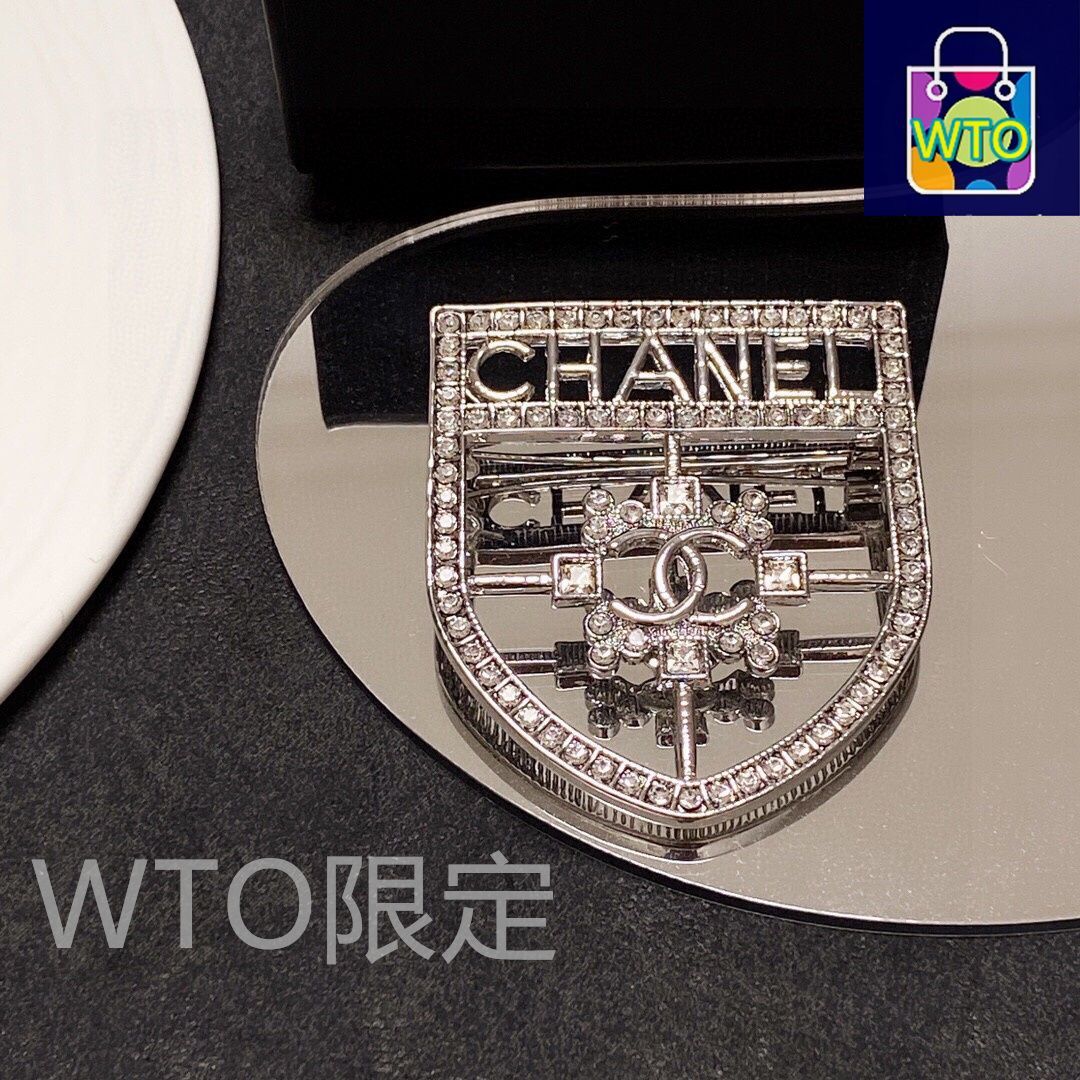 【上品な輝きを添える】CHANEL 25S ブローチ 帽子や胸元でキラッと輝く♪】シャネル ゴールド ブローチ