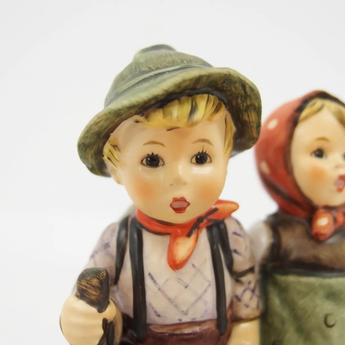 Goebel ゲーベル社 フンメル人形 置物 フィギュリン - メルカリ