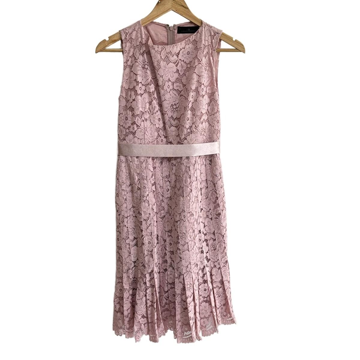 シンプルオシャレなブラックのベア イブニングドレス シンプルオシャレ