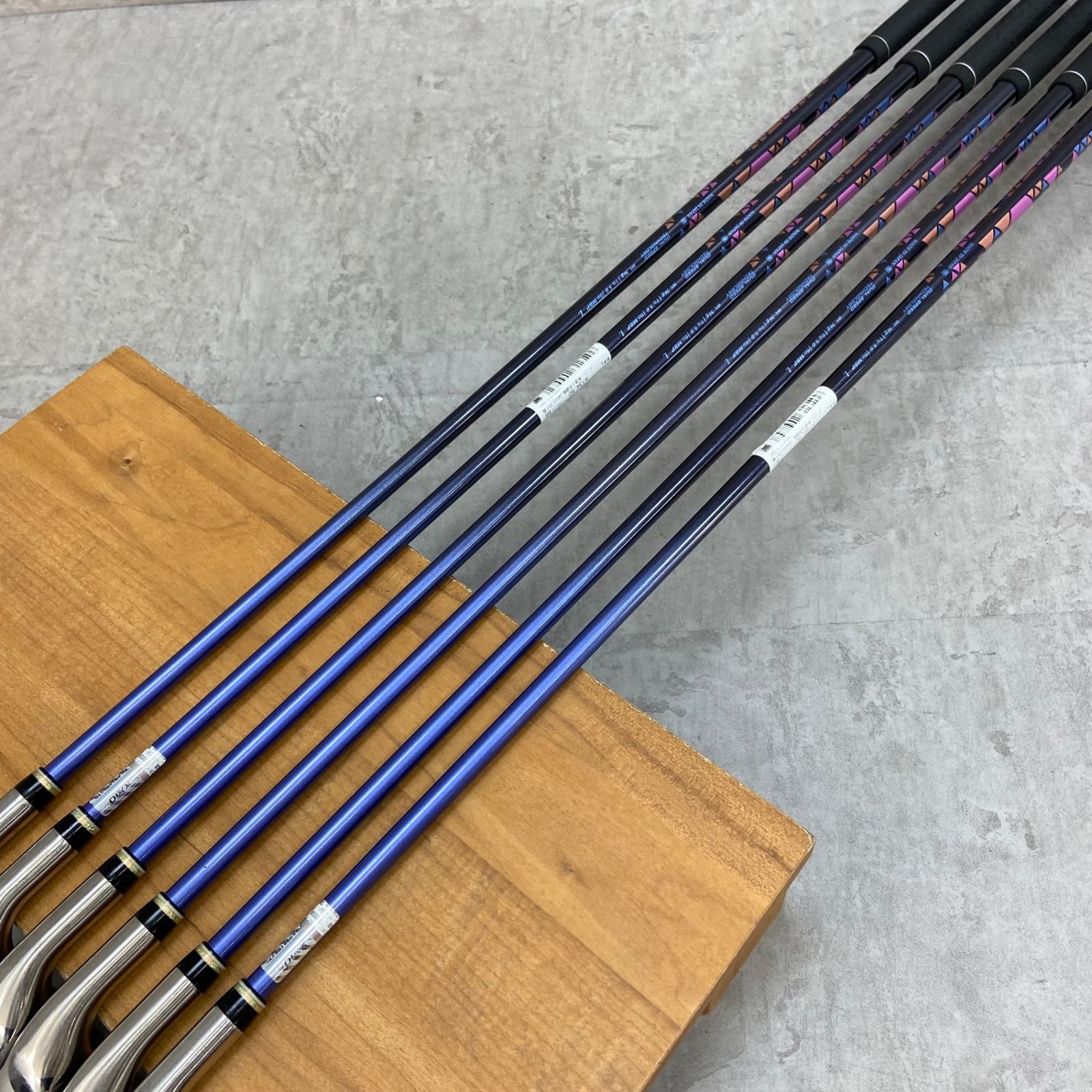 ゼクシオ 11代目 MP1100 レディースゴルフ アイアンセット 6本 右利き