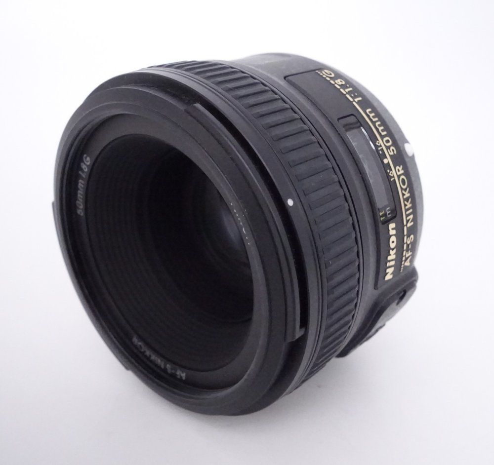 上品 ニコン Nikon 単焦点レンズ AF-S NIKKOR 50mm f 1.8G フルサイズ対応 D10057A