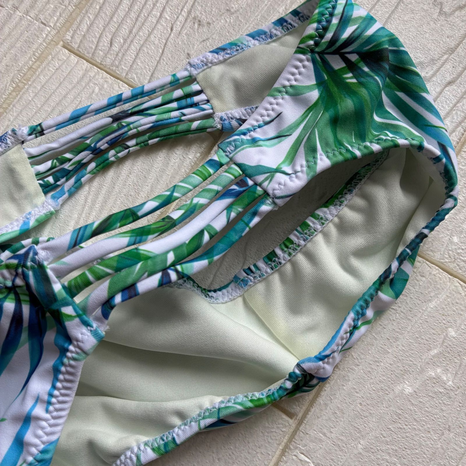 ラヴィジュール水着新品タグ付ボトムのみ 0616／ 5390 - メルカリ