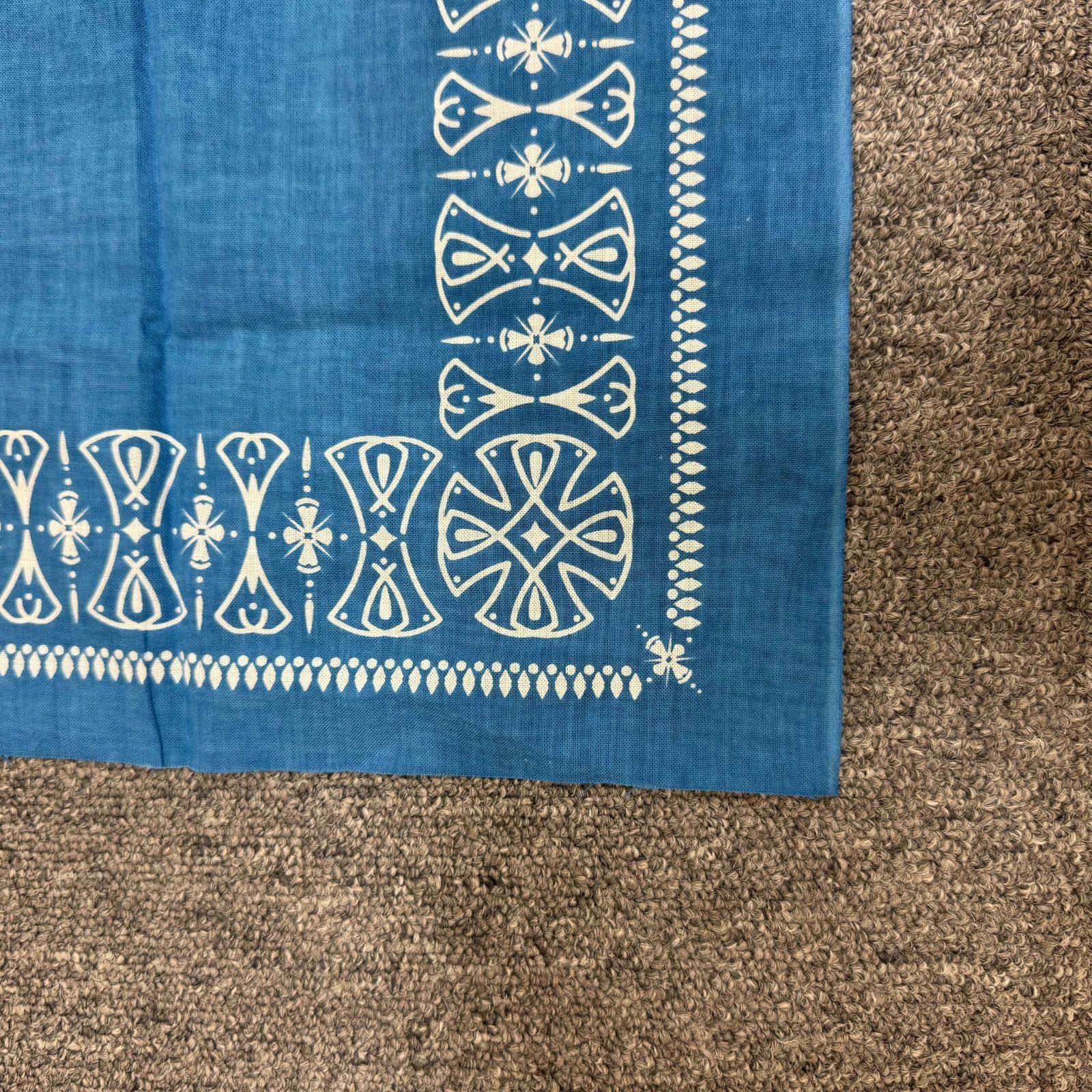 CHALLENGER BANDANA TENUGI　チャレンジャー　 バンダナ 定価3740円 新品 CHALLENGER 24SS BANDANA TENUGI バンダナ