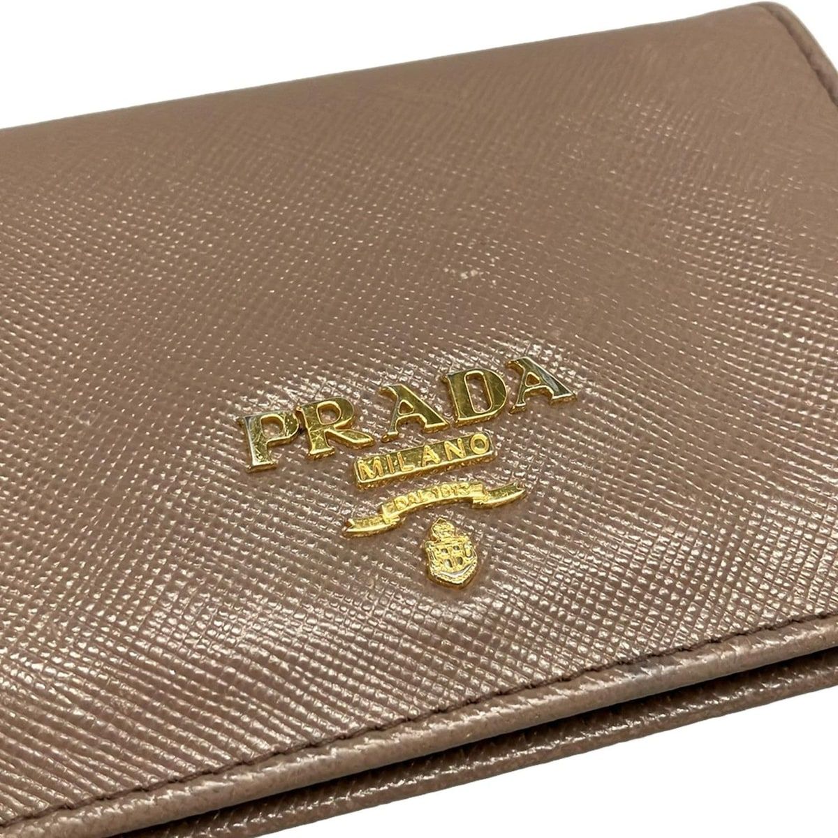 PRADA ベージュ レザー 名刺入れ PRADA(プラダ) 名刺入れ - ベージュ レザー - メルカリ