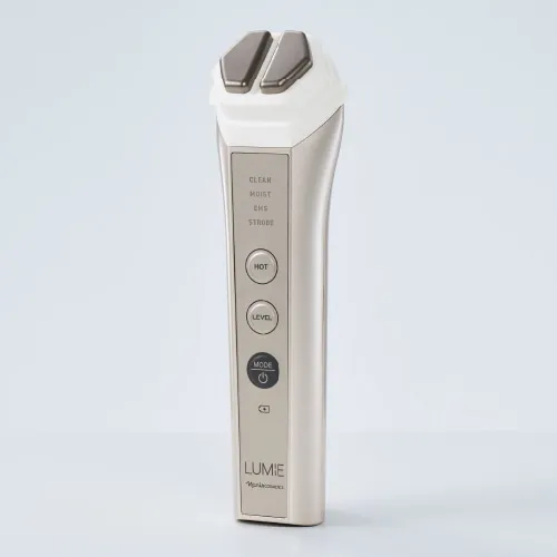 LUMIE 美顔器 充電器・スタンド付き箱無し LUMIE 美顔器 充電器・スタンド付き箱無し LUMIE 美顔器 充電器