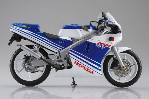 新品 スカイネット 1/12 完成品バイク Honda NSR250R '88 テラブルー/ロスホワイト [佐川急便]