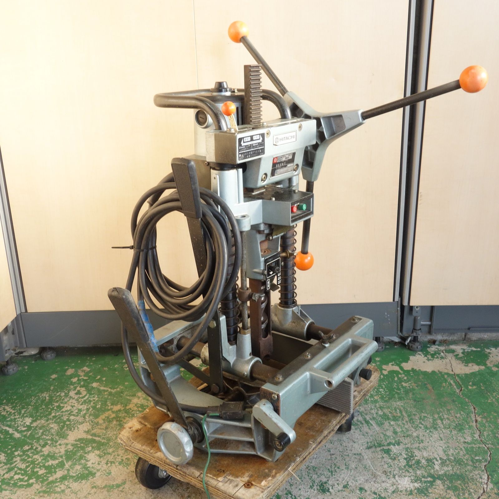 ○あり○HITACHI 【中古動作品】日立/HITACHI 30mm カクノミ 角のみ 