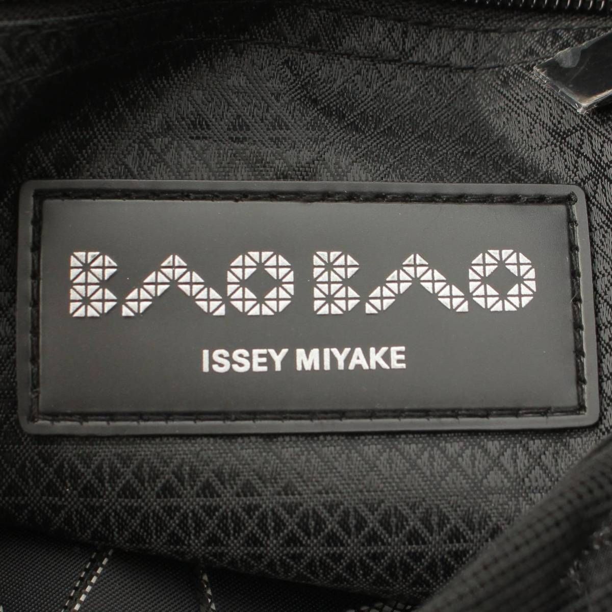 バオバオ イッセイミヤケ】BAO BAO ISSEY MIYAKE PRISM BASICS 10×10 