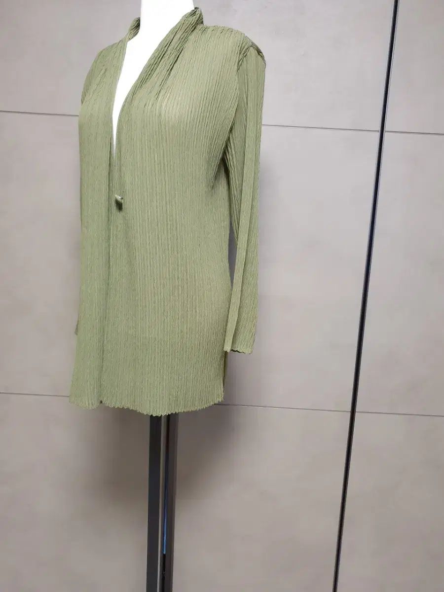 オリーブカラー プリーツ ロング カーディガン